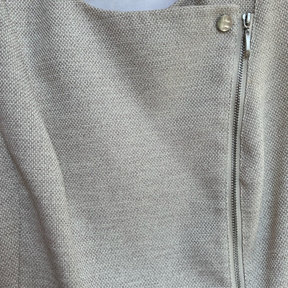 WHBM Tweed Vest with Asymmetrical Zipper - Picture 4 of 5